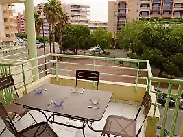 Quartier Latin-8 *