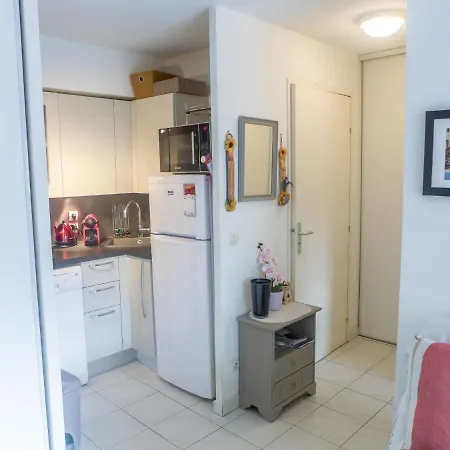 Apartment Quartier Latin-8 *